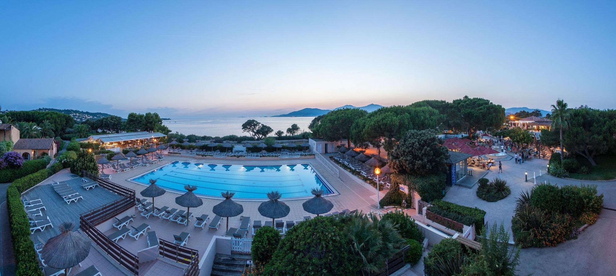 Hotel Club Marina Viva Портіччо Екстер'єр фото